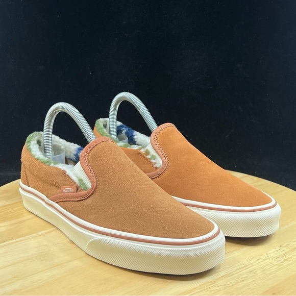 Vans low top slip on Tan/ Aztec print fur lined shoes Womens size 7 - Picture 7 of 10